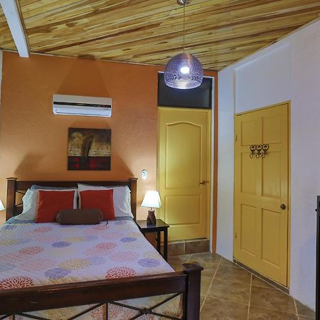 Jungle Creek Aparthotel Vườn quốc gia Vườn quốc gia Manuel Antonio Phòng bức ảnh